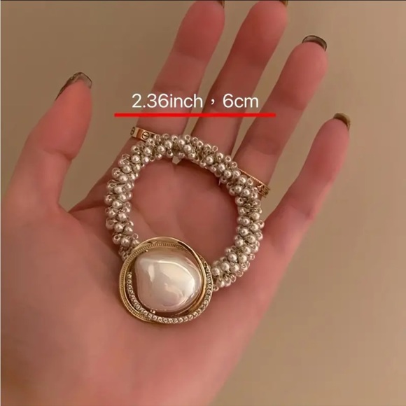 Beautiful Faux Pearl Hair Tie - Picture 7 of 11